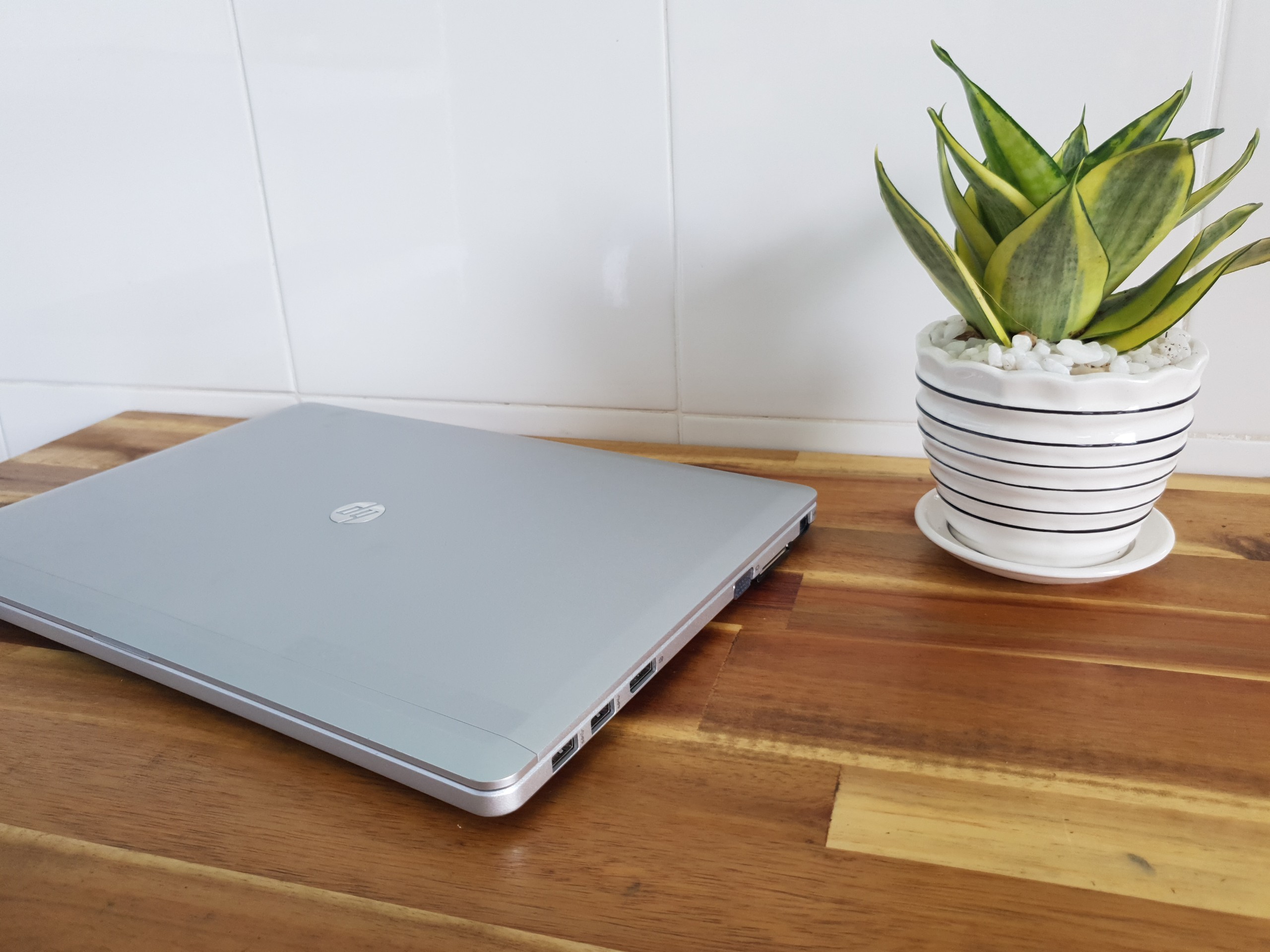 Những mẫu laptop siêu đẹp đáng mua !