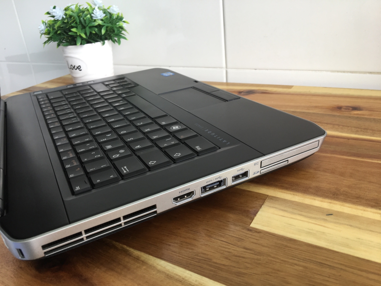 Dell Latitude E5430 i5 giá rẻ nhất tại Cần Thơ