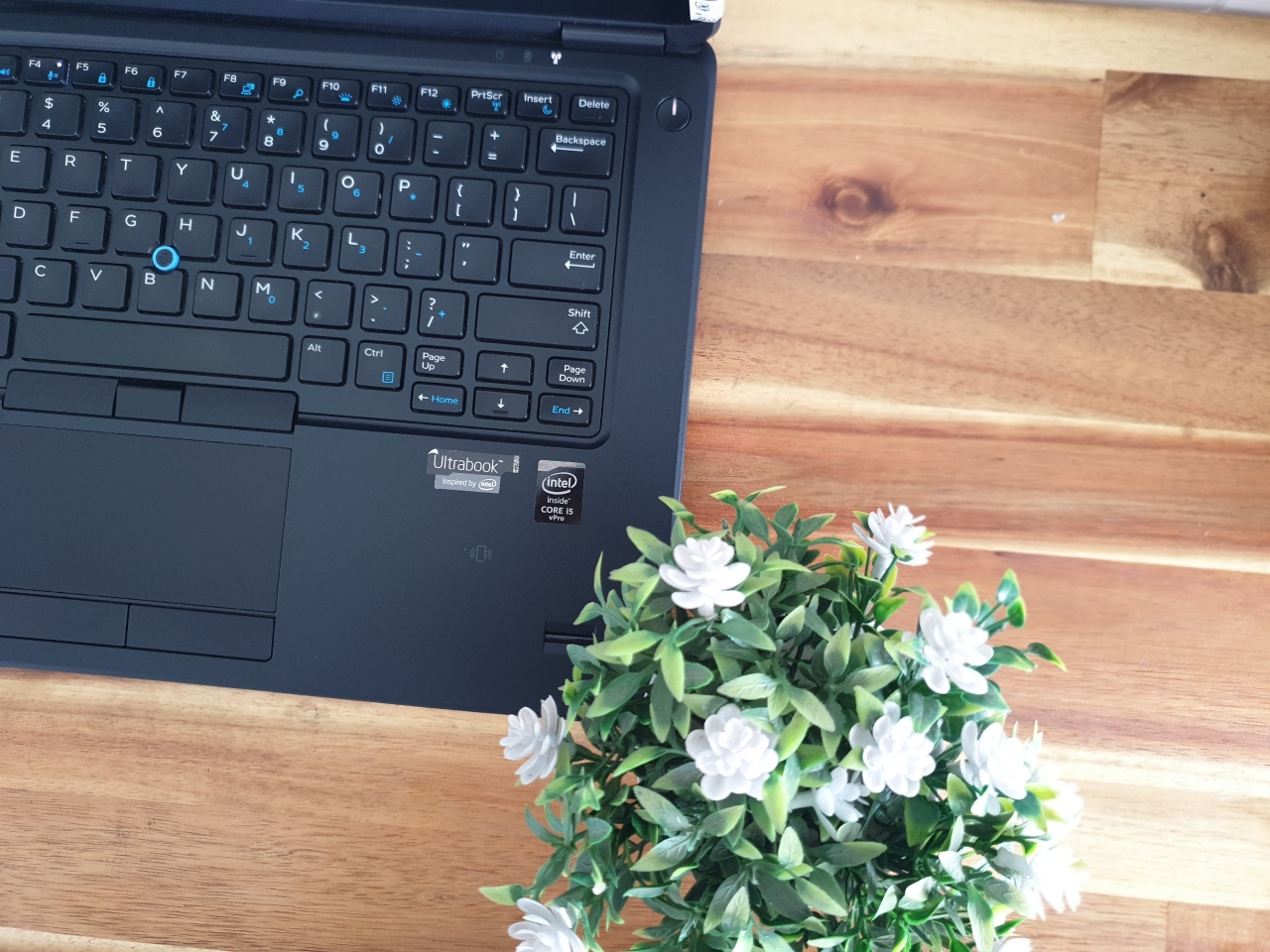 Dell Latitude E7450 Core i5 màn hình Full HD giá rẻ nhất Cần Thơ