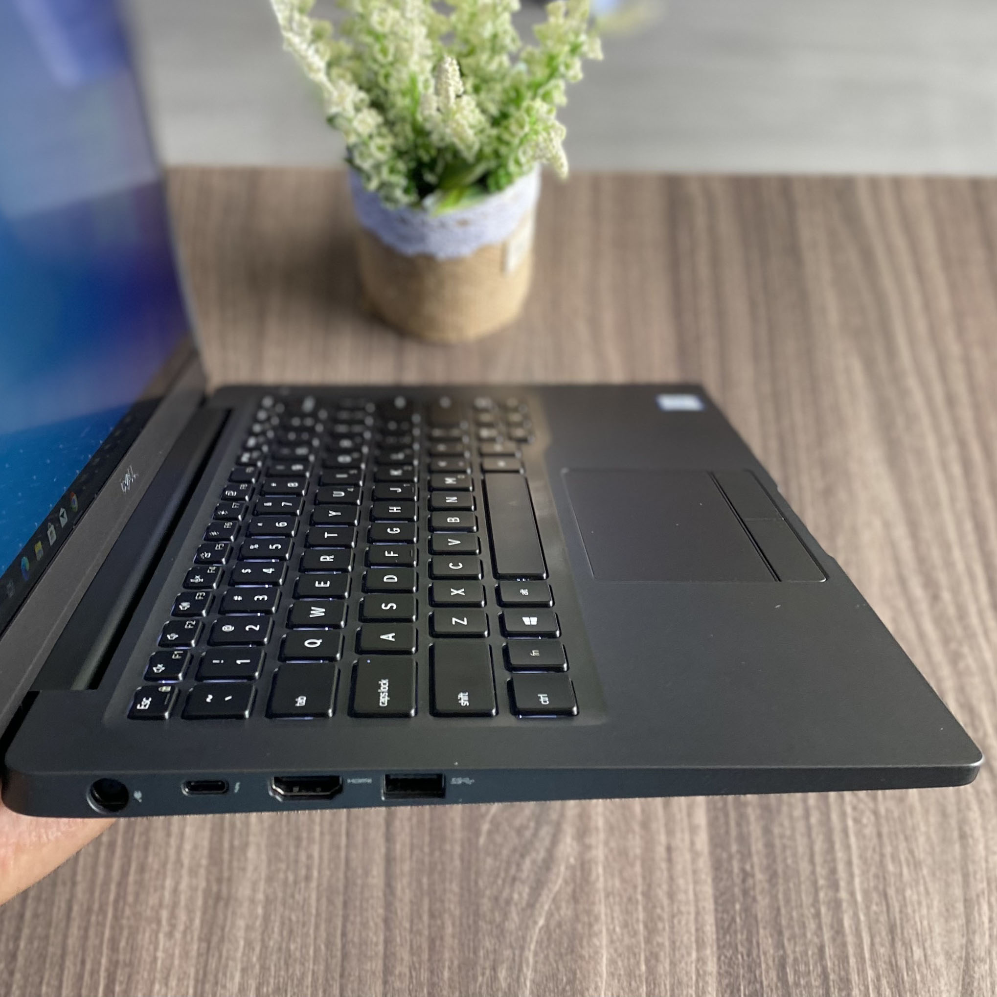 Dell Latitude 7400 Carbon Core i5
