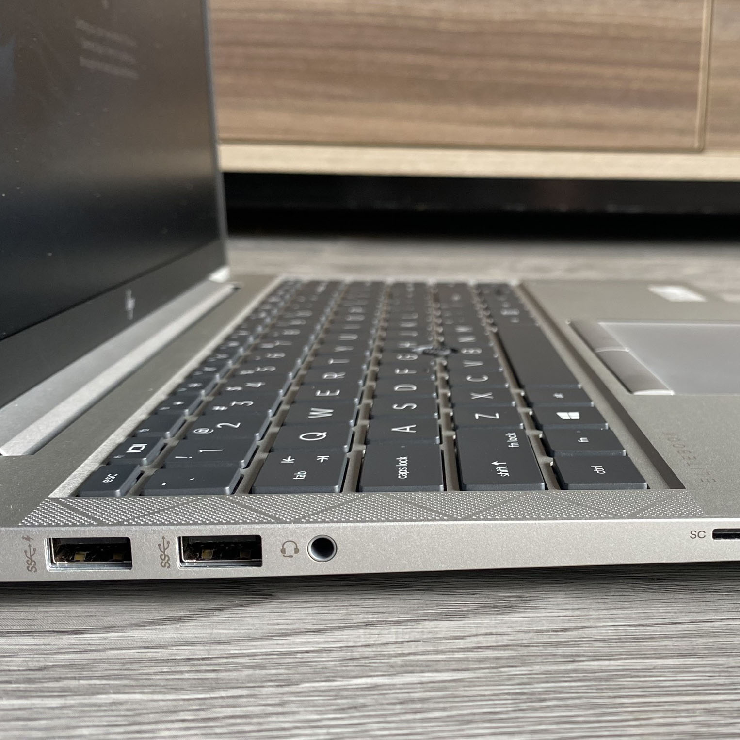 HP EliteBook 845 G8