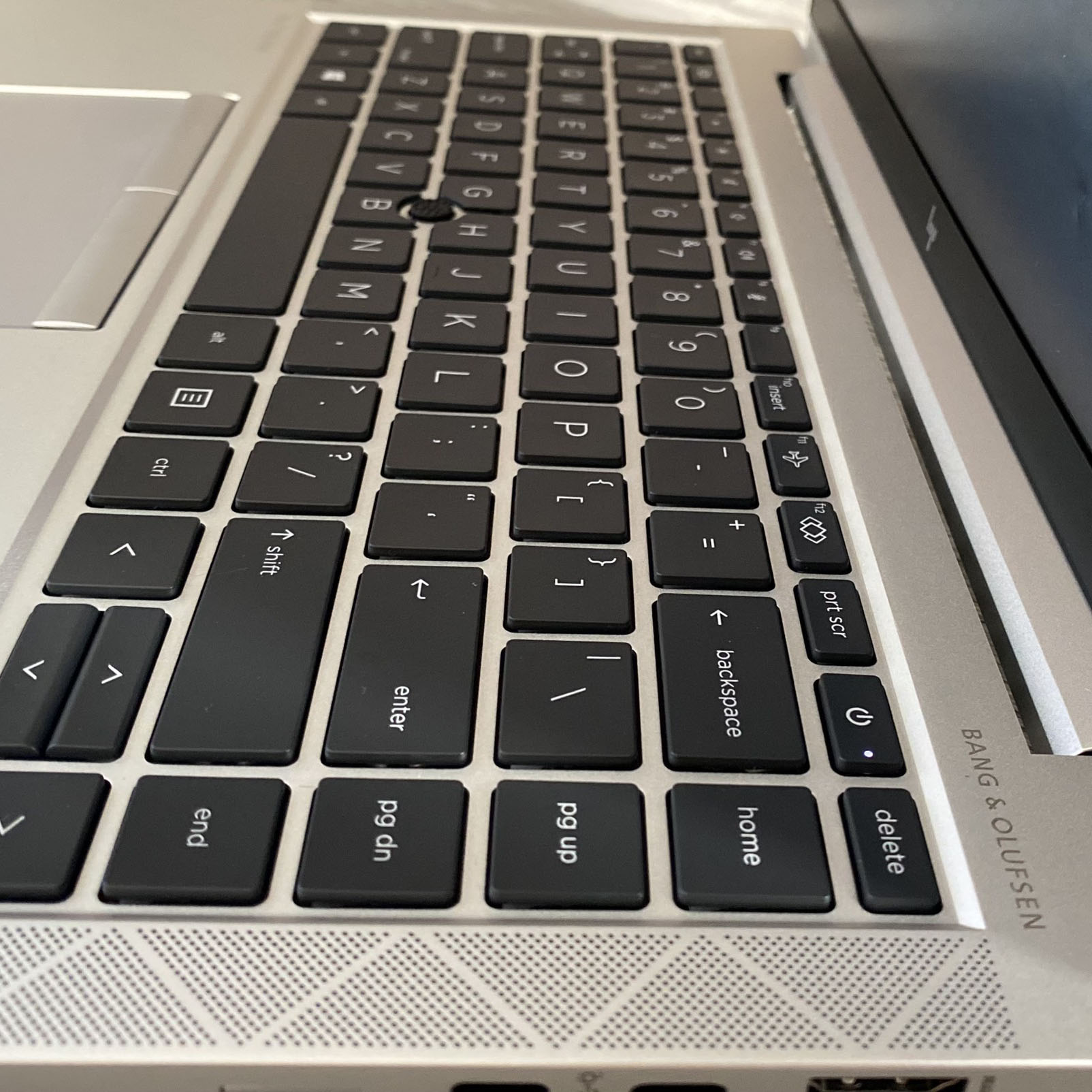 HP EliteBook 845 G8