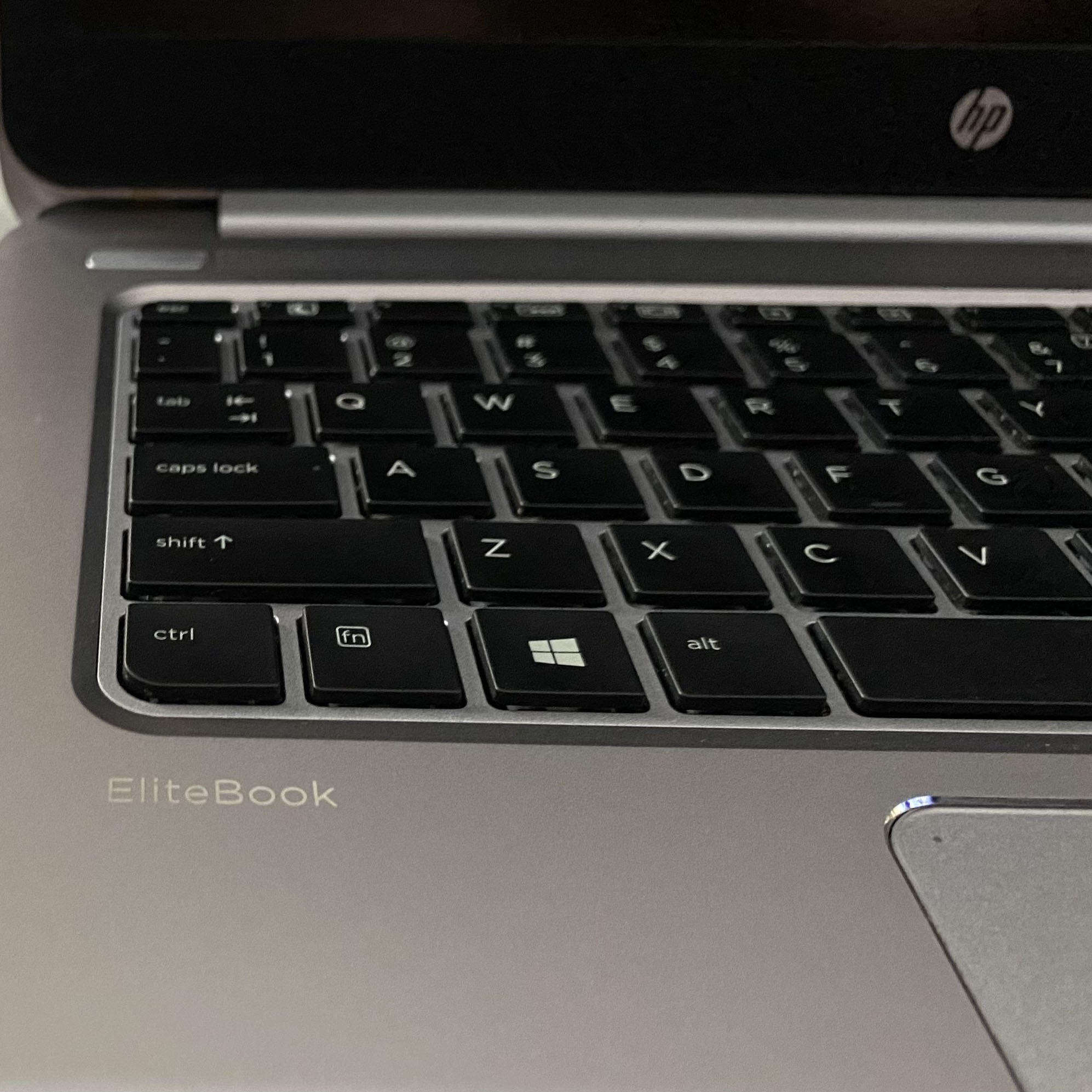 HP Folio 1040 G3 Core i7