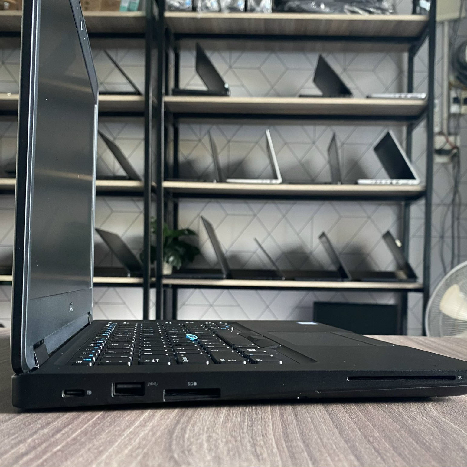 Dell Latitude 5490