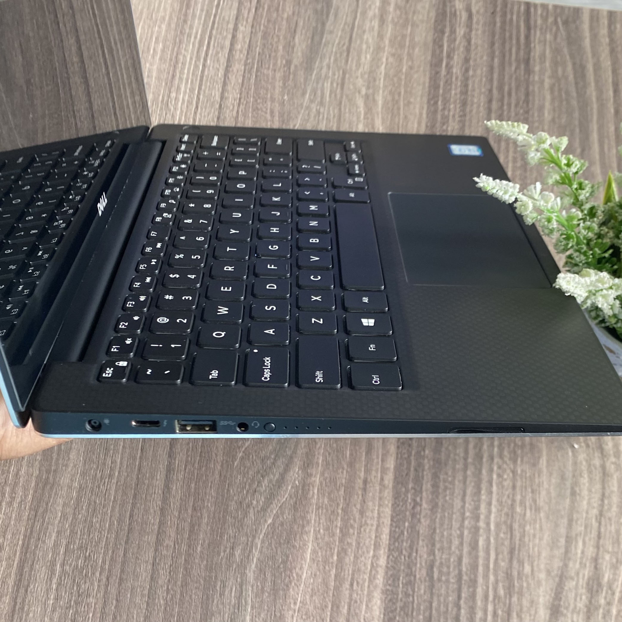 Dell XPS 9360