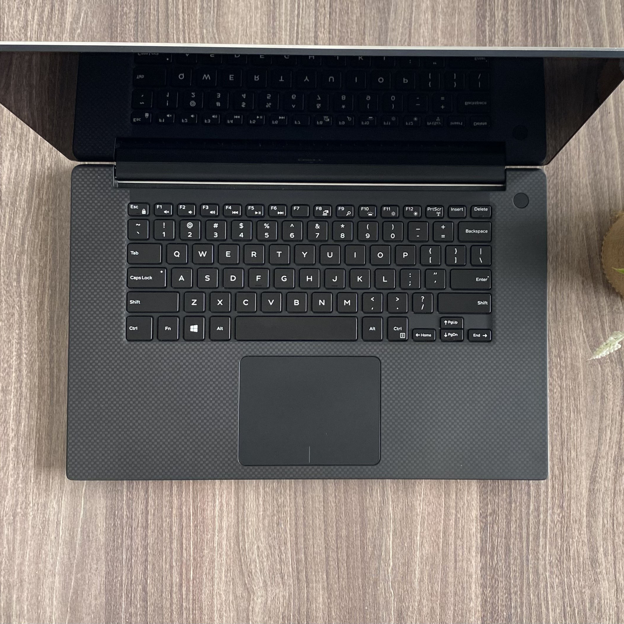 Dell XPS 15 9570 Đồ Họa Mỏng Nhẹ