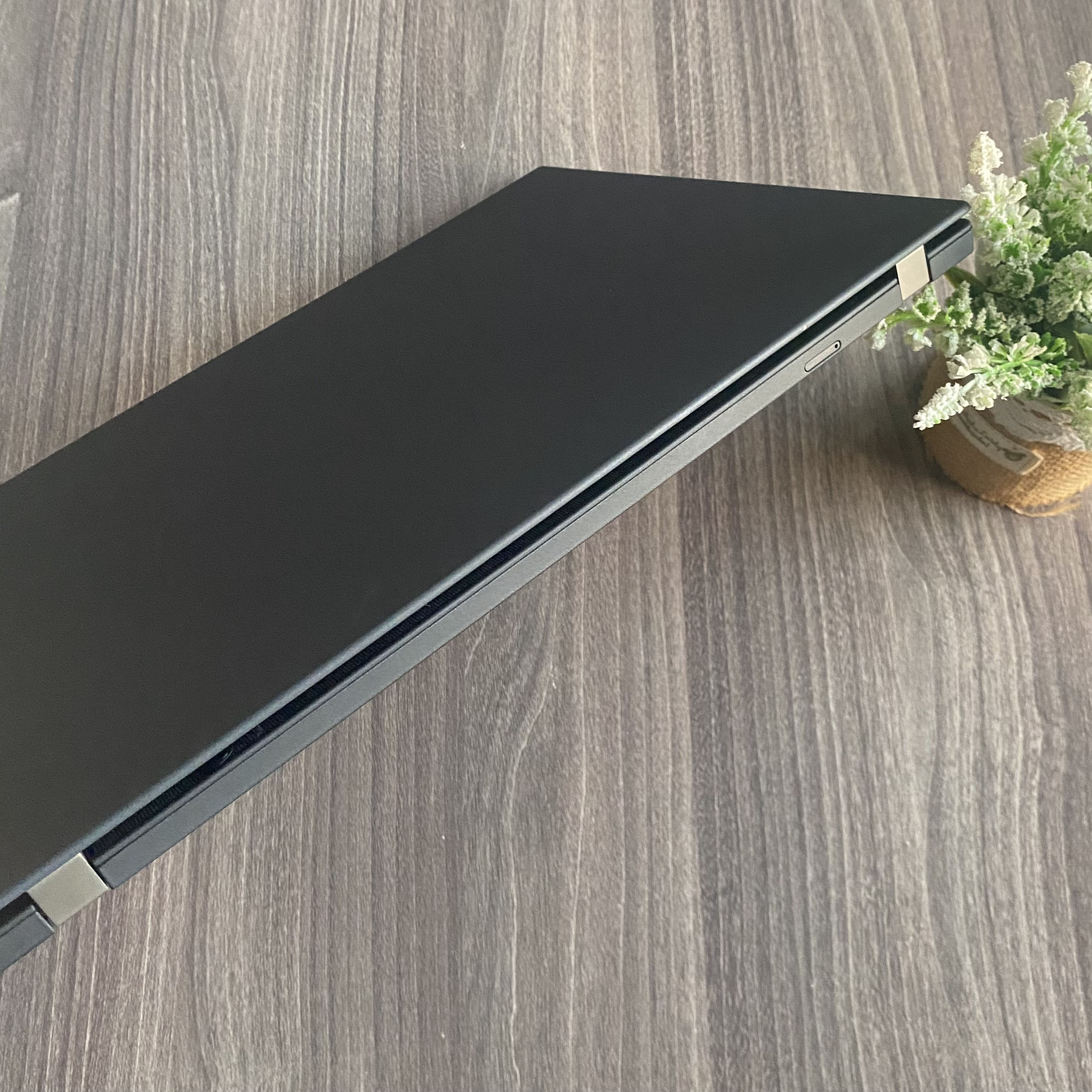 Lenovo Thinkpad P14s GEN 1