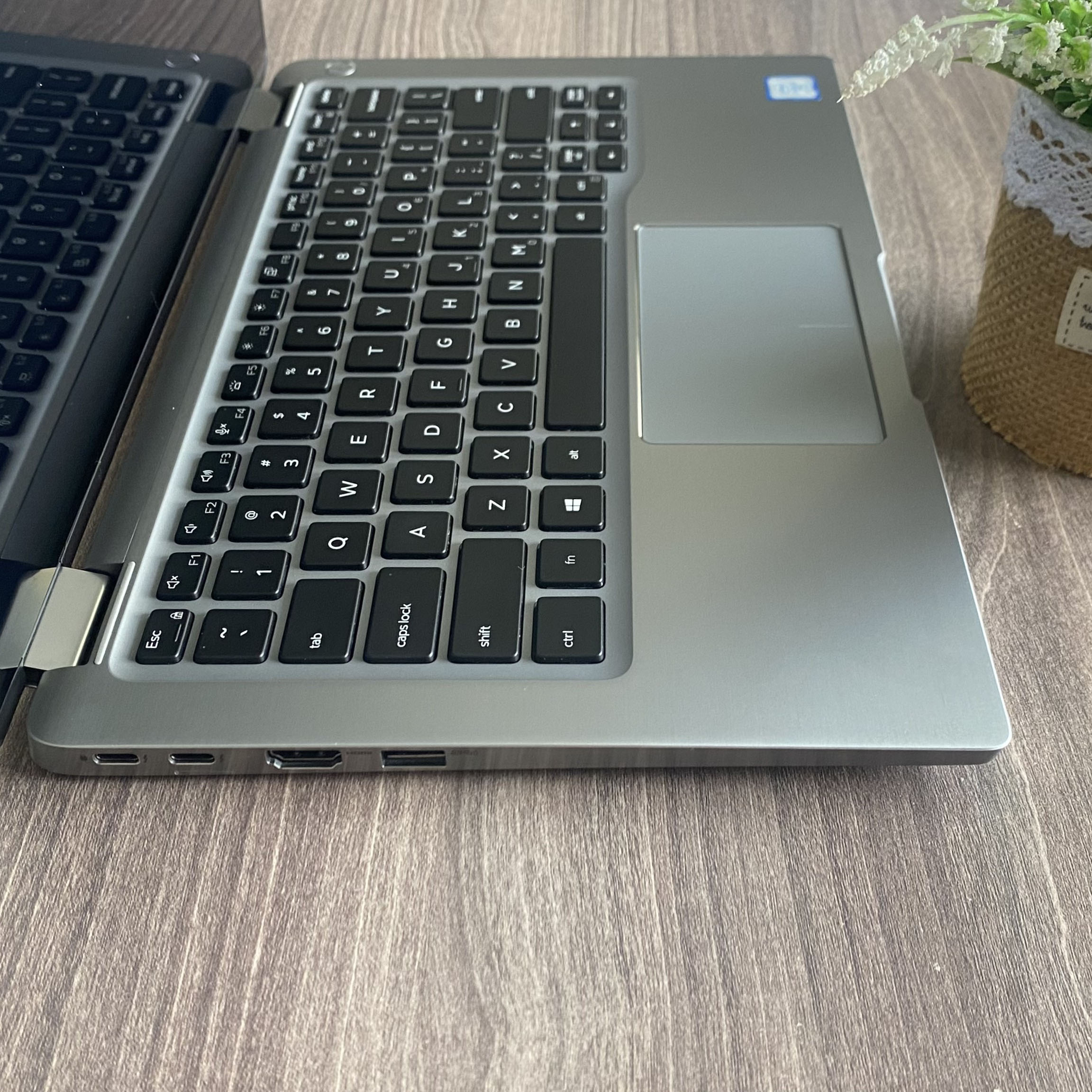 Dell Latitude 7400 2 IN 1