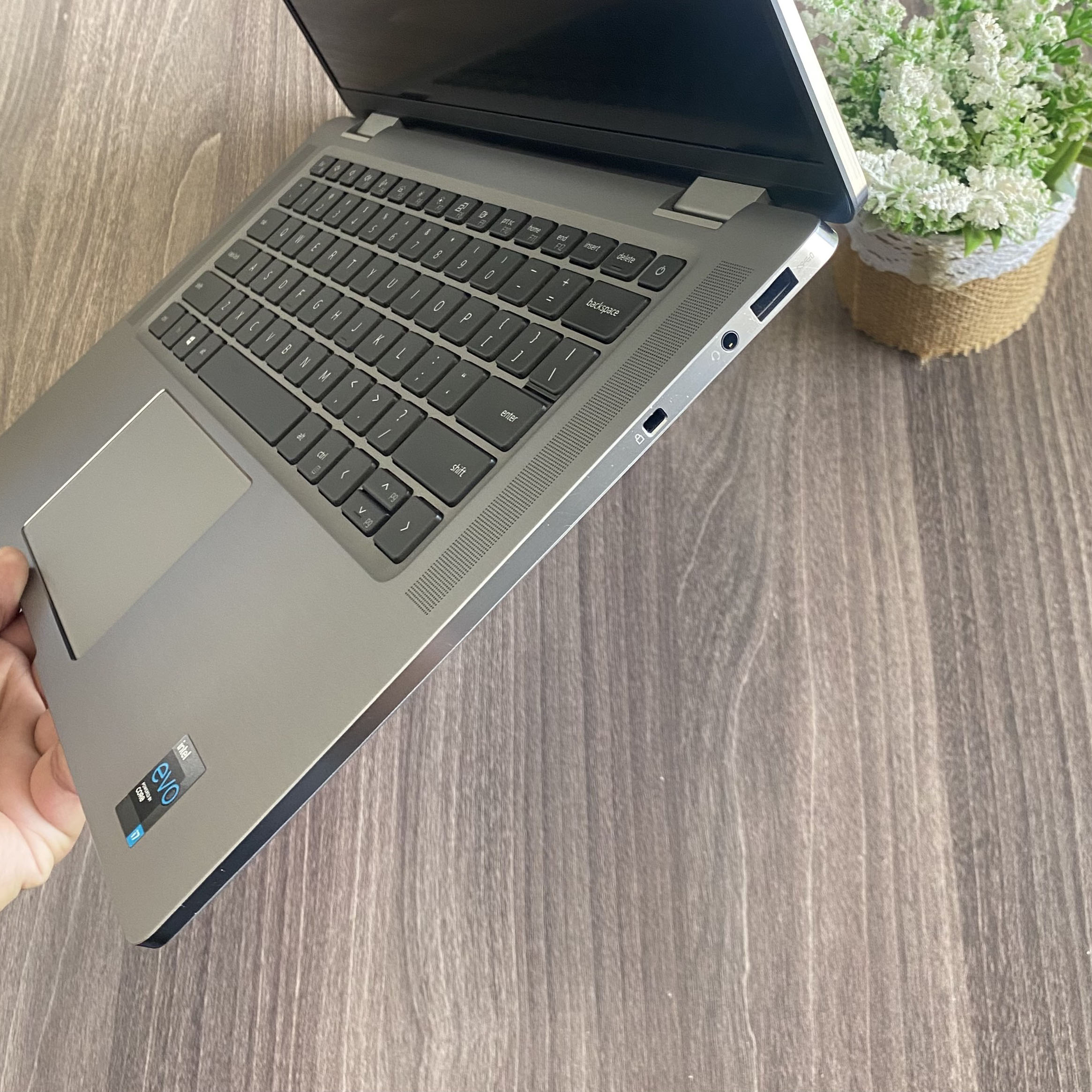 Dell Latitude 9520 Vỏ Nhôm Đẳng Cấp