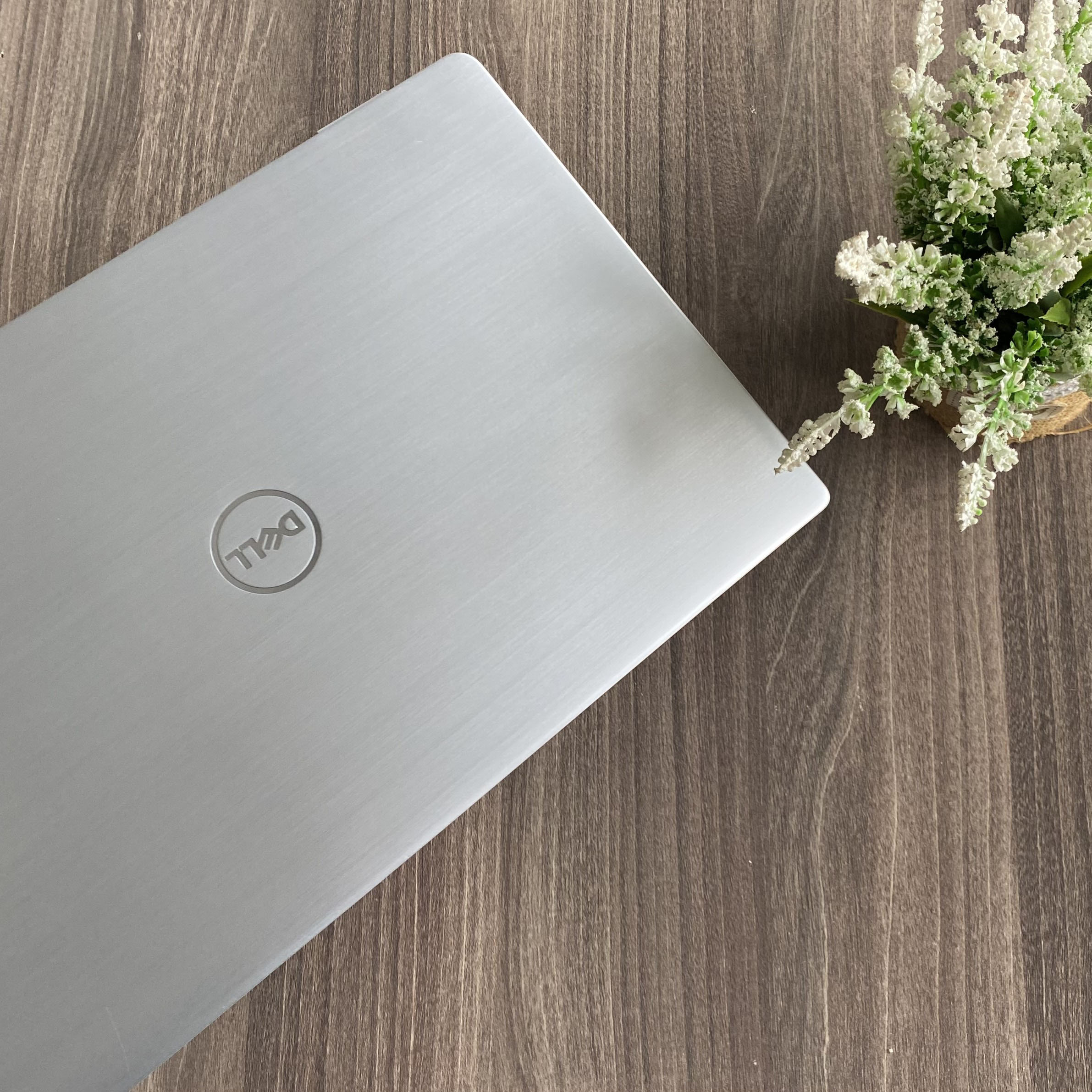 Dell Latitude 7320 Aluminium Màu Bạc