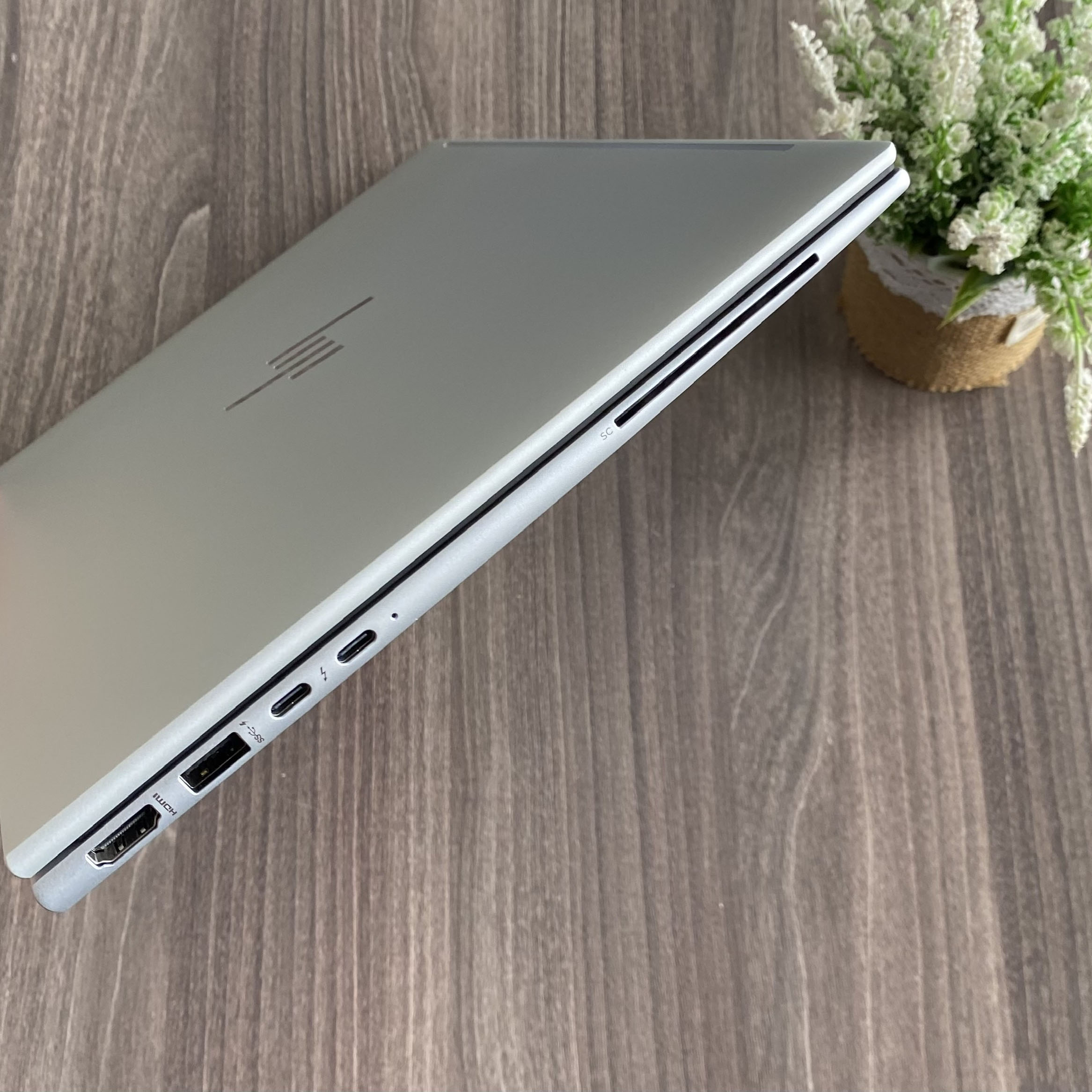 HP Elitebook 840 G9