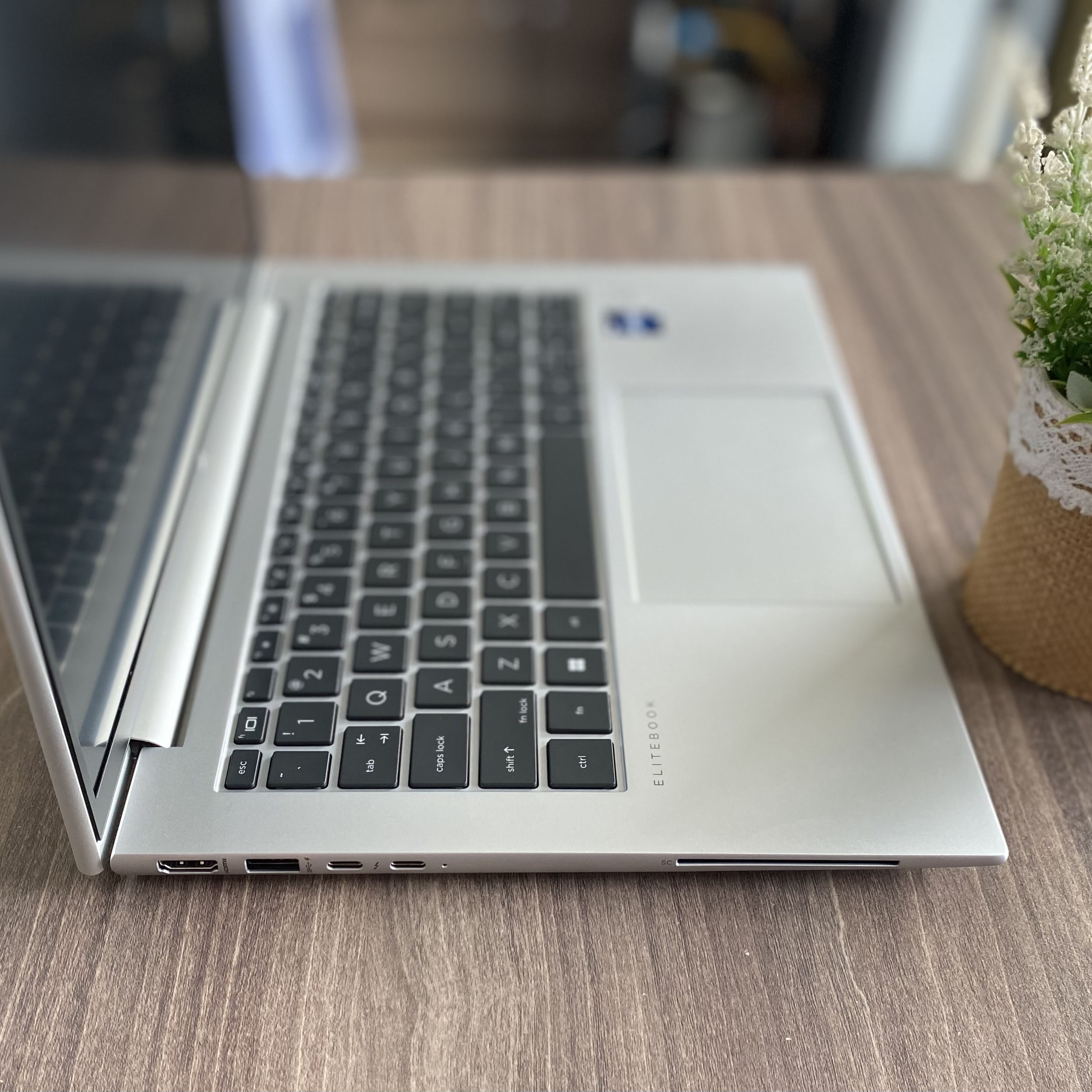 HP Elitebook 840 G9