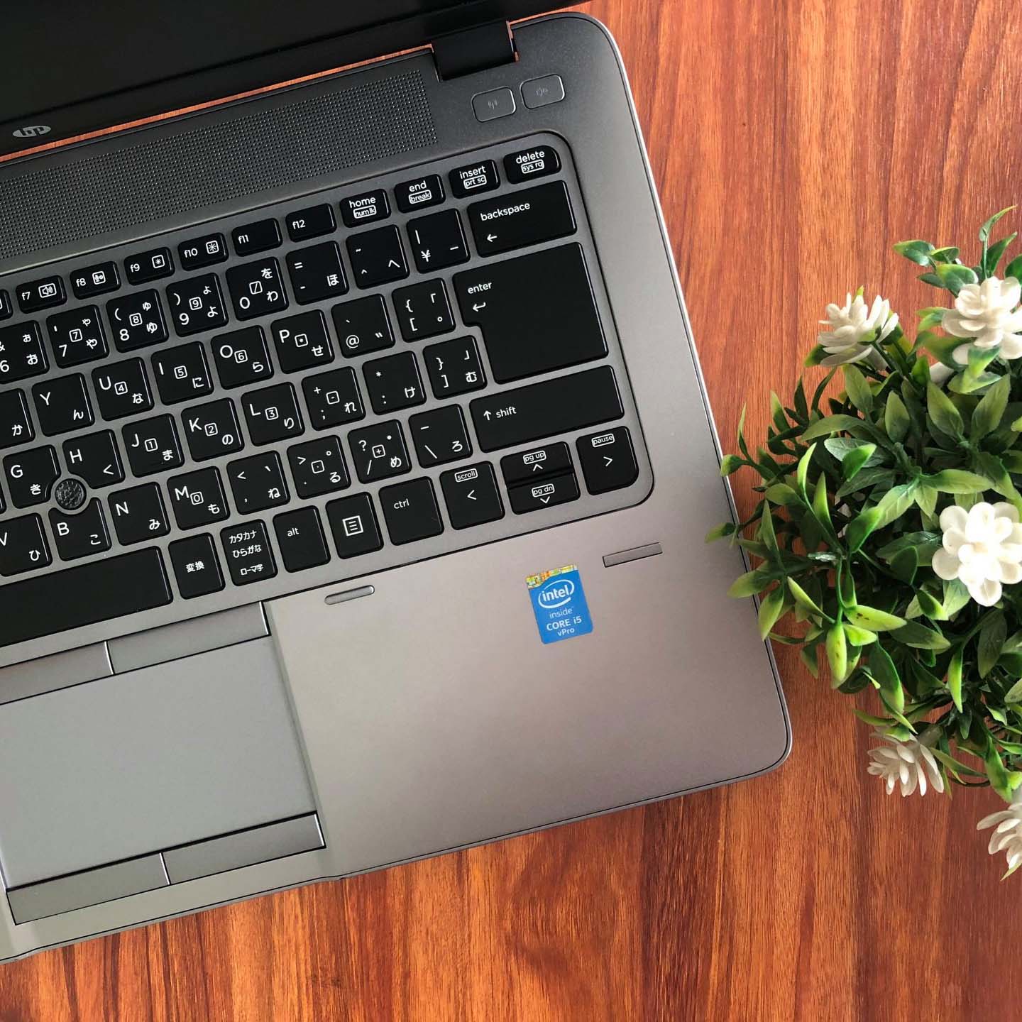 HP Elitebook 840 G2 Core i5 Card rời