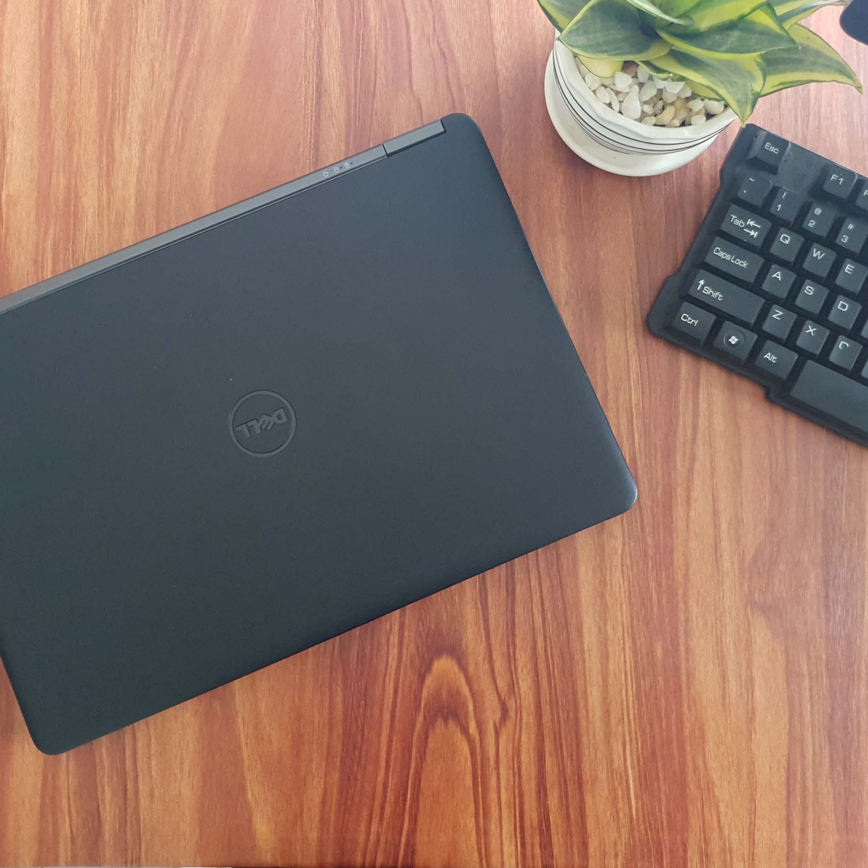 Dell Latitude E7450 Core i7 / RAM 8GB / SSD 256GB