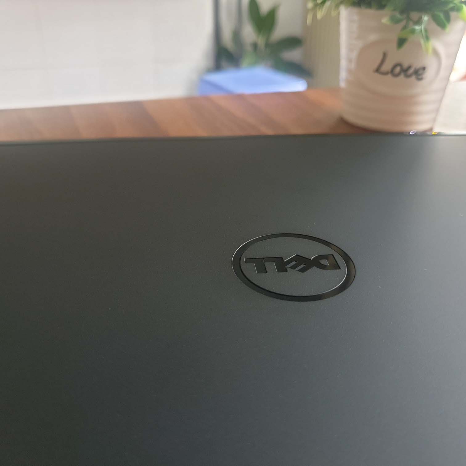 Dell Latitude E7450 Core i7 / RAM 8GB / SSD 256GB