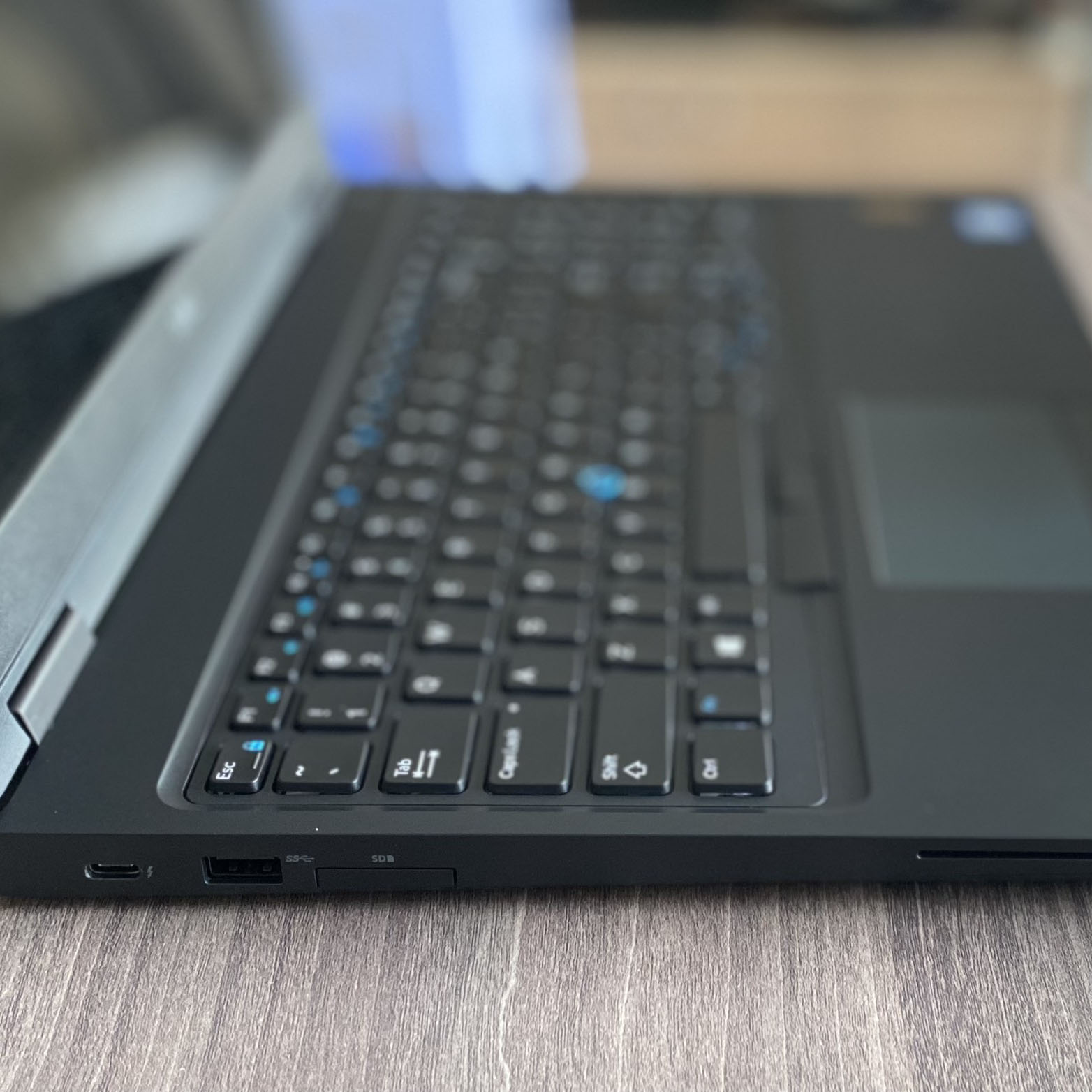 Dell Latitude 5591